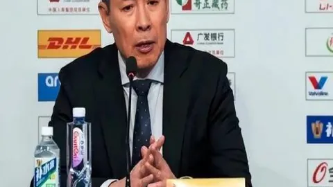 海港庆生：持之以恒锻炼，追求更多辉煌成就